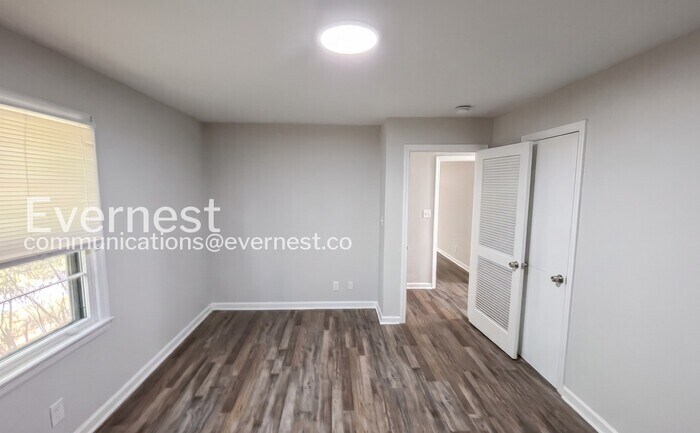 Building Photo - 3744 Thrushwood Dr
