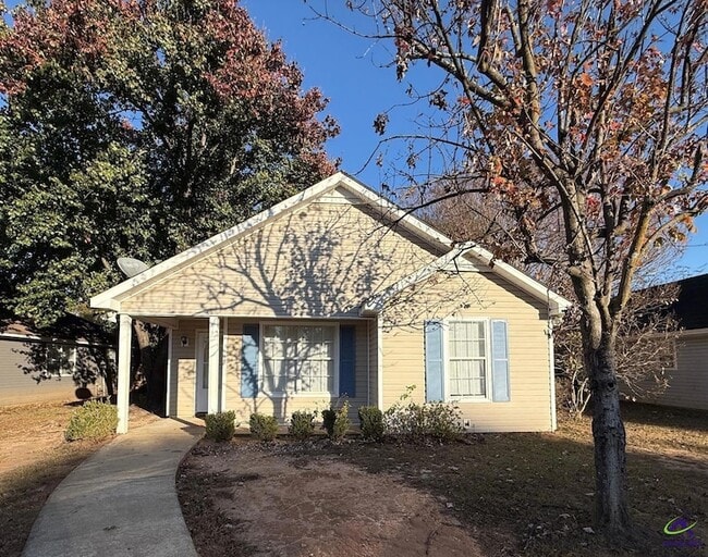 Primary Photo - 126 Kensington Cir