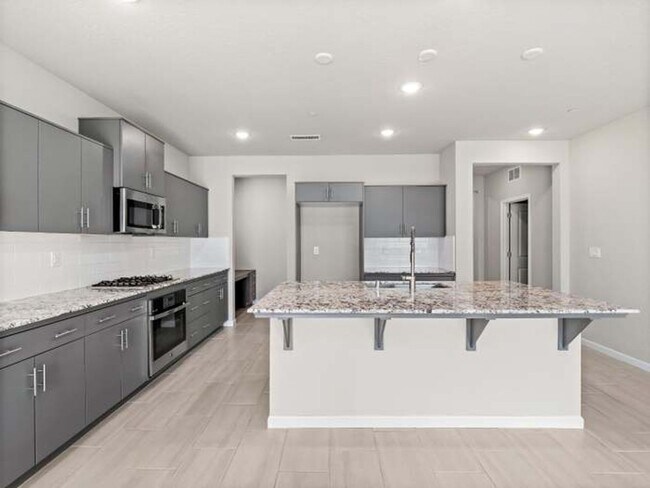 Building Photo - Summer Special $200 OFF!!! 1st Month!!!