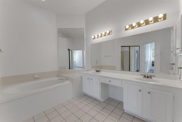 Building Photo - 5512 Charleston Dr