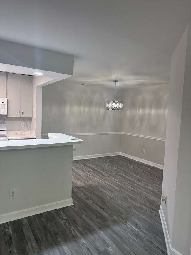 Dining room - 13700 Modrad Way