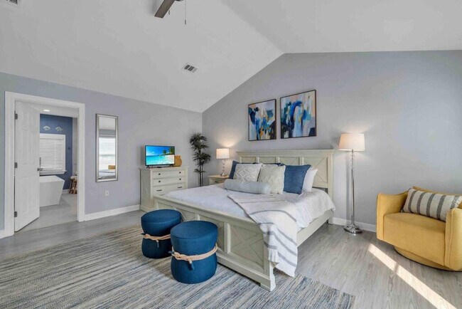 Building Photo - 61 Sunfish St