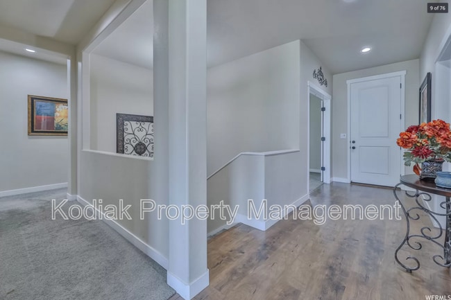 Building Photo - 1463 Kentucky Derby Way