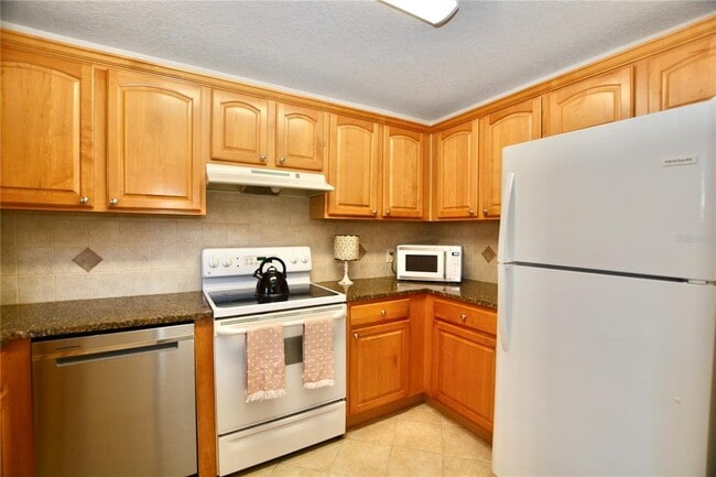 Building Photo - 6150 Gulfport Blvd S