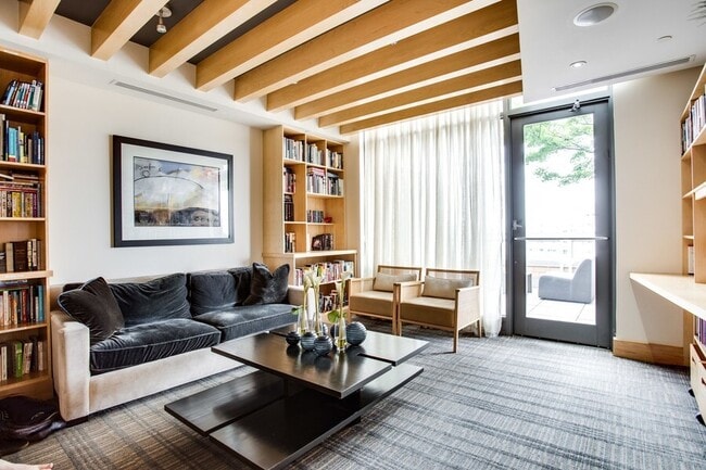 Building Photo - 475 K St NW
