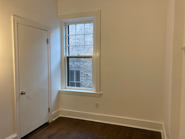 2nd bedroom - window and closet - 3014 Dent Pl NW