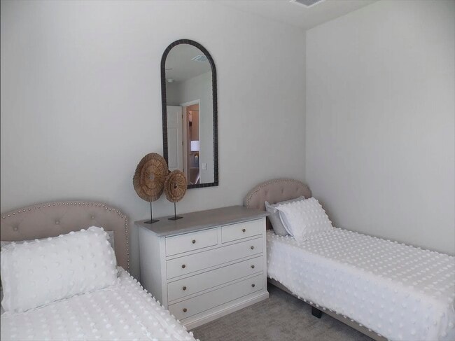 Building Photo - 1973 N Ember Path