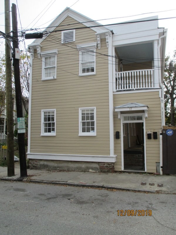 Building Photo - 17 Hampden Ct