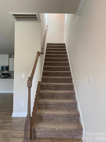 Building Photo - 11819 Midnight Wy