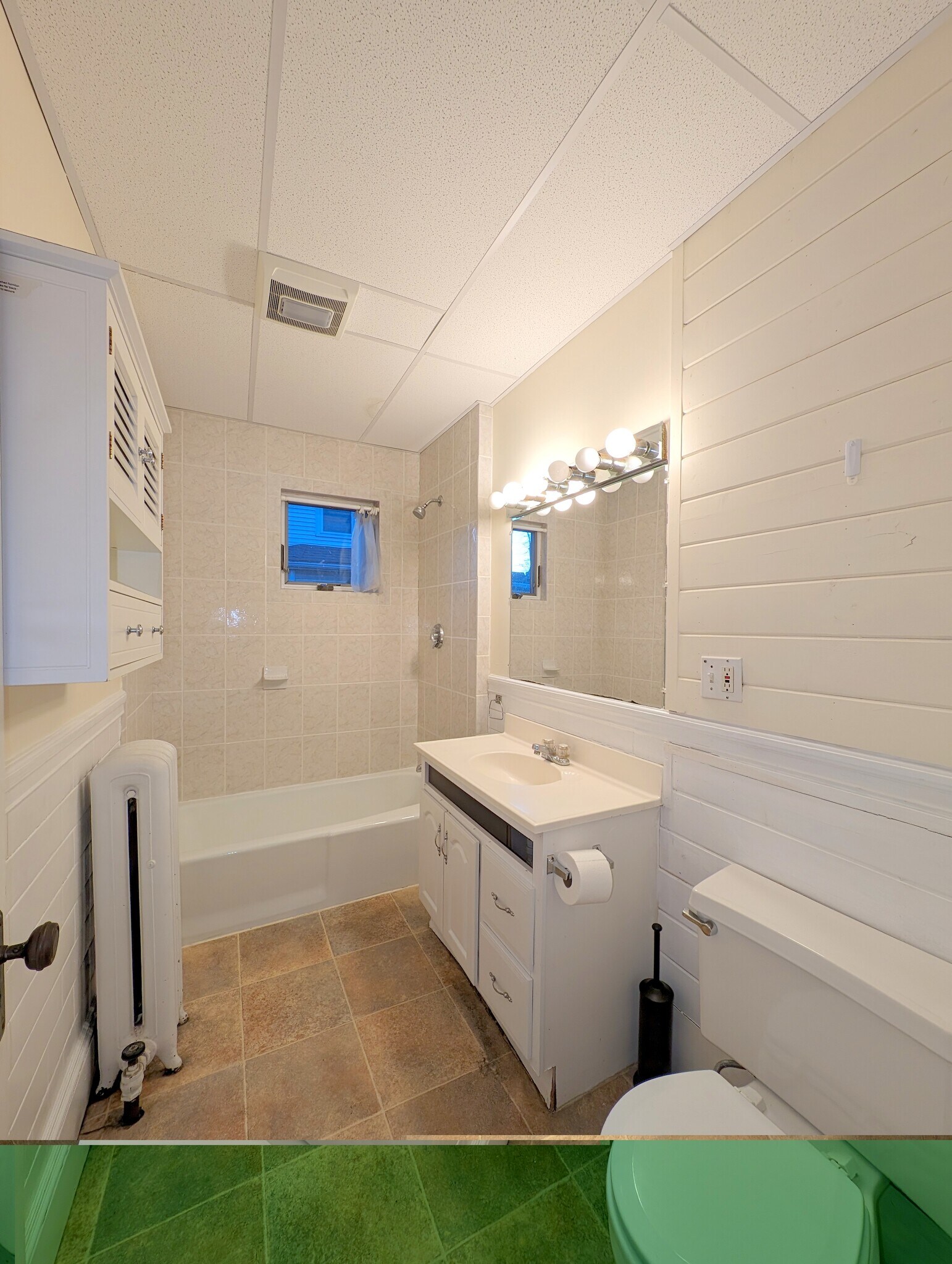 Building Photo - 5 Freeman St