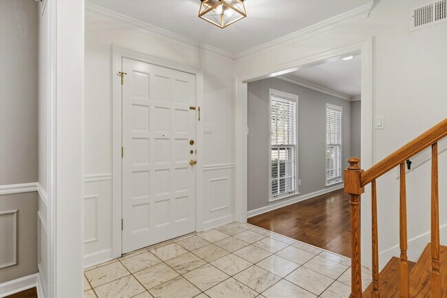 Building Photo - 7253 Stamford Dr