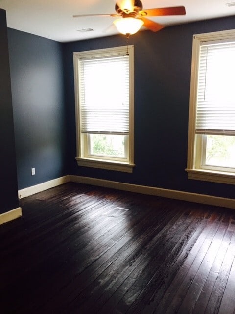 Building Photo - Large 2 Story House, Large Fenced In Yard, Wood Floors, Central Air, Quiet Community