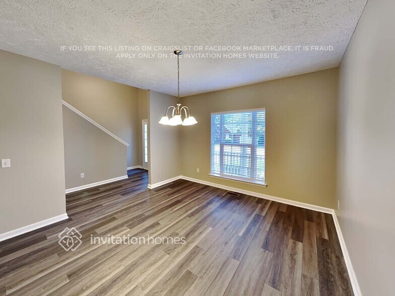 Building Photo - 6975 Calderwood Dr