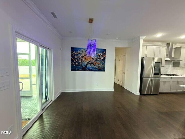 Building Photo - 513 Acerno Dr