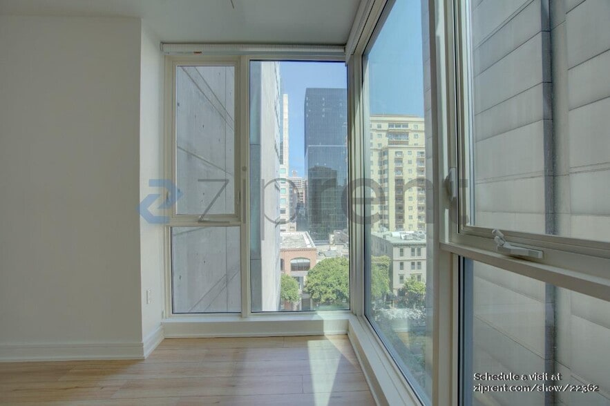 Building Photo - 631 Folsom St