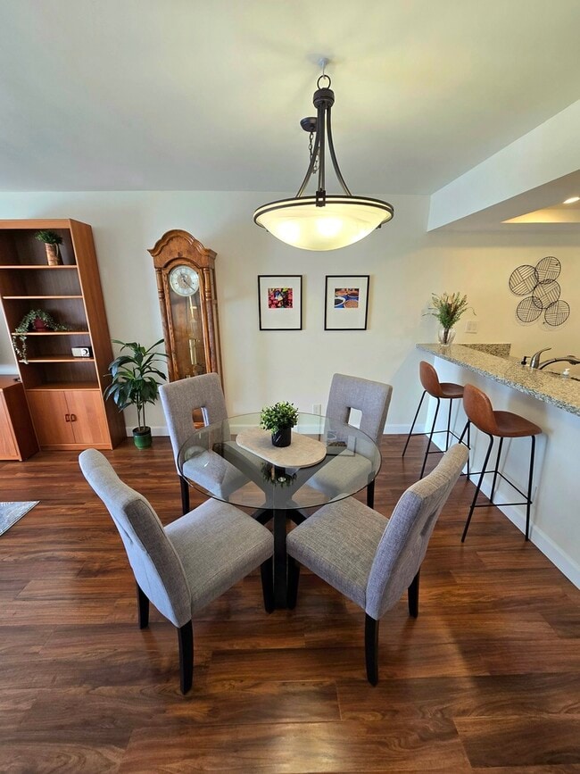 Building Photo - 3635 7th Ave