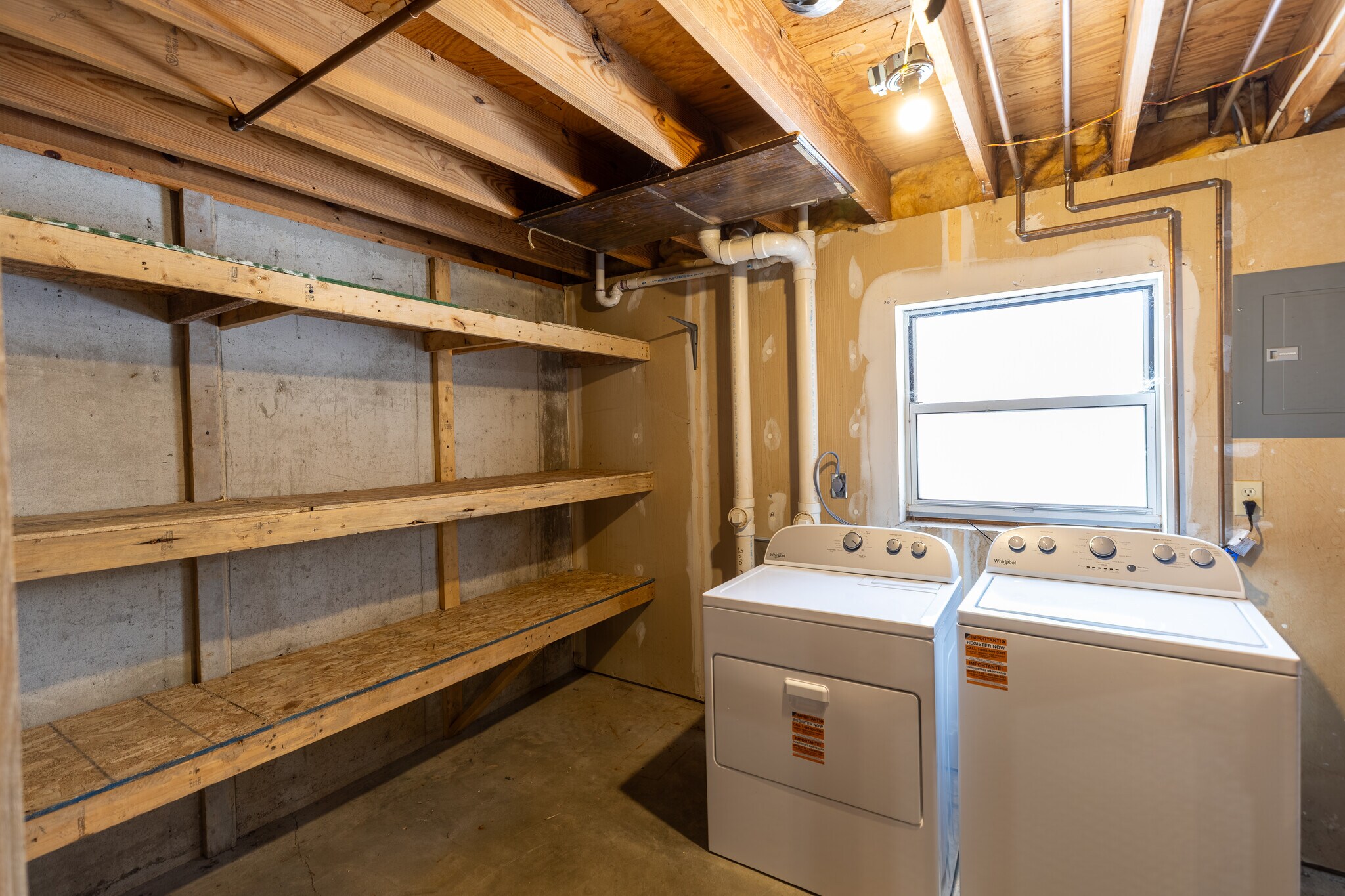 Building Photo - 2282 Highland Hill Dr