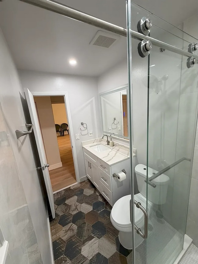 Building Photo - 4670 SW 143rd Ave