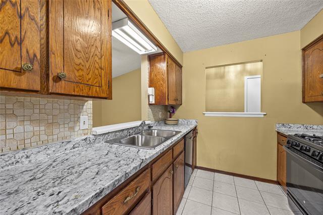 Building Photo - 517 McDivitt Dr