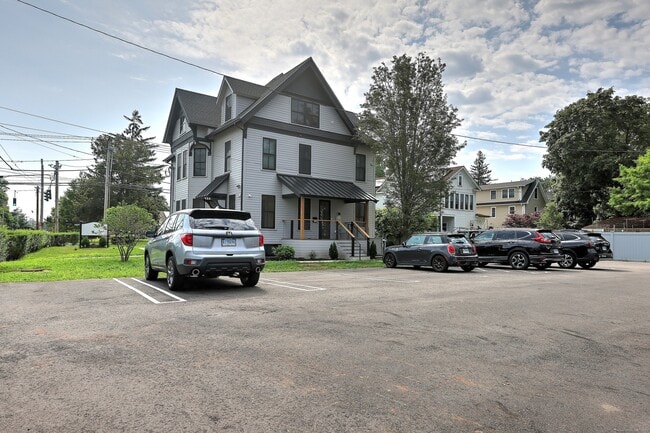 Building Photo - 135 Gulf St