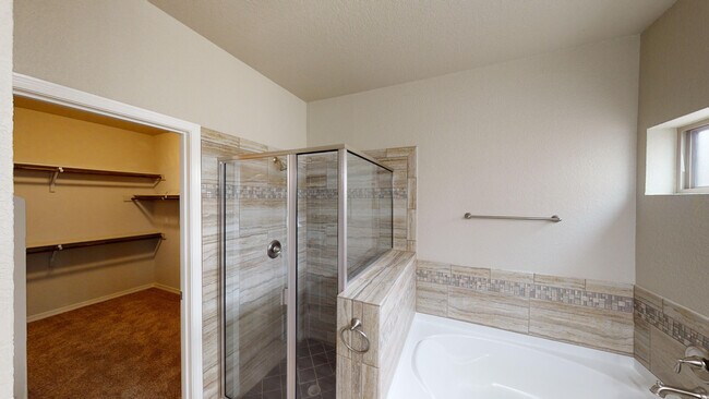 Building Photo - 7805 Enchanted Cir Dr