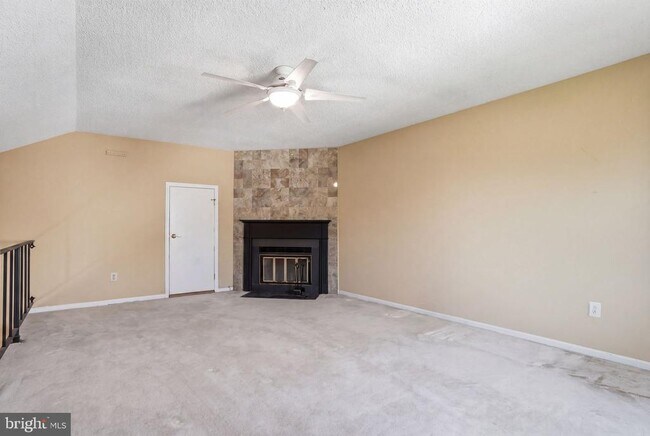 Building Photo - 4016 Barry Ct