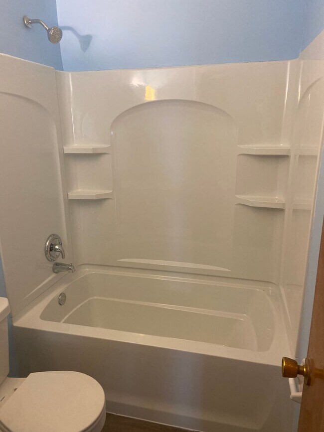 Building Photo - ChurchStS365