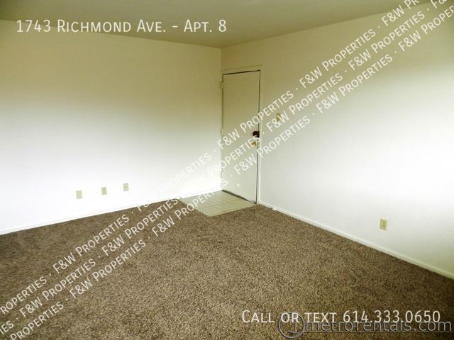 Building Photo - 1743 Richmond Ave