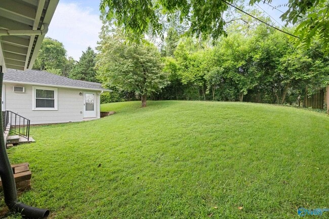 Building Photo - 1508 Owens Dr SE