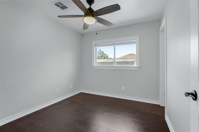 Building Photo - 7831 Saddle Run