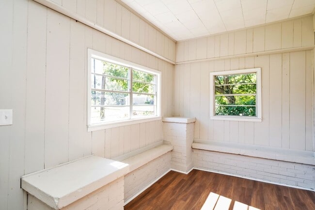 Building Photo - Plenty of Space Inside & Out – 4BR/2BA in Hueytown!