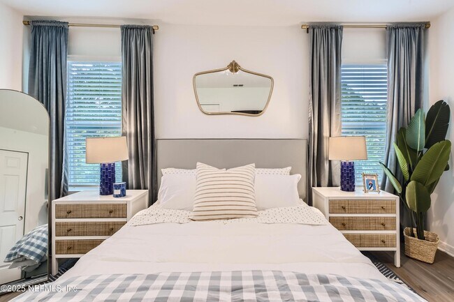 Building Photo - 58 Zaragoza Dr