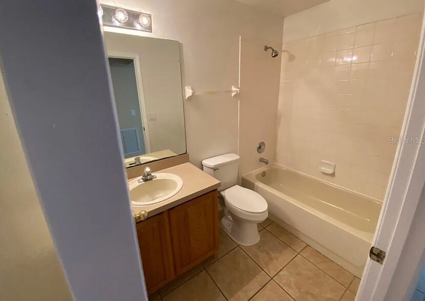 Building Photo - 14743 Kristenright Ln