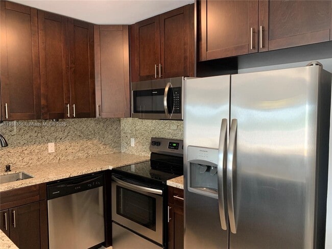 Building Photo - 1455 N Treasure Dr