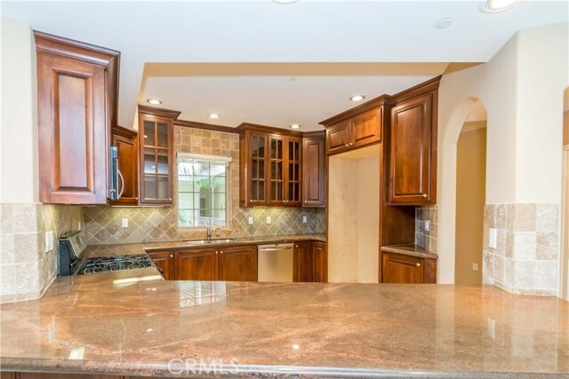 Building Photo - 4551 Coldwater Canyon Ave