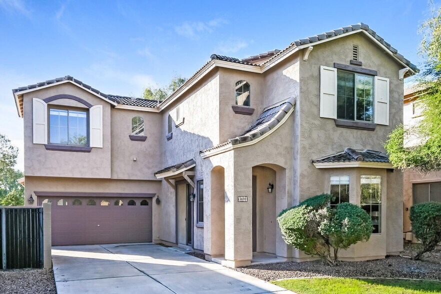 Building Photo - 3691 E Stampede Dr