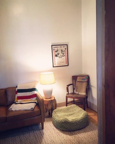 Building Photo - 2558 W Iowa St