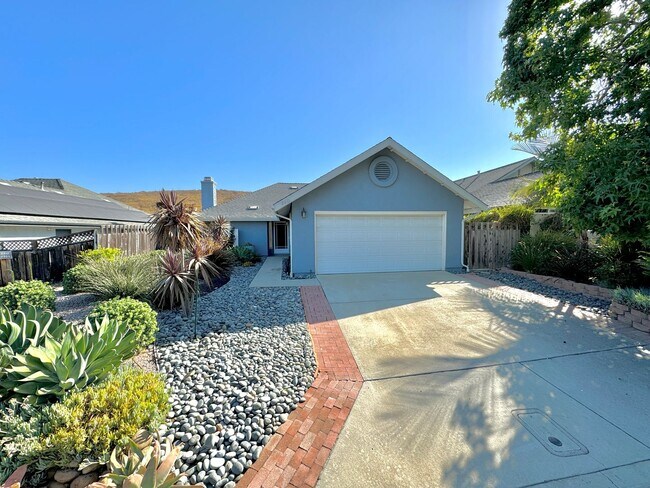 Primary Photo - Great 3B/2BA House in San Marcos!