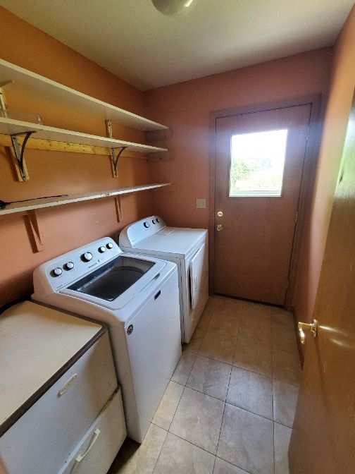 Building Photo - N93W27616 Quail Holw Ct