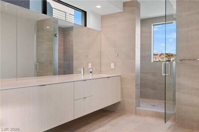 Building Photo - 66 Lakefront Dr