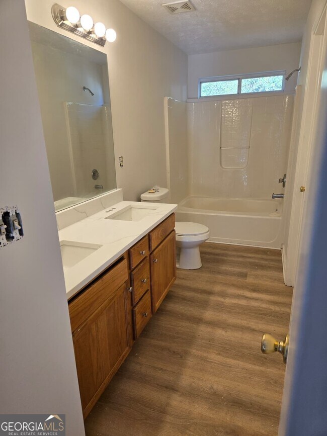 Building Photo - 3728 Oakland Spring Ct