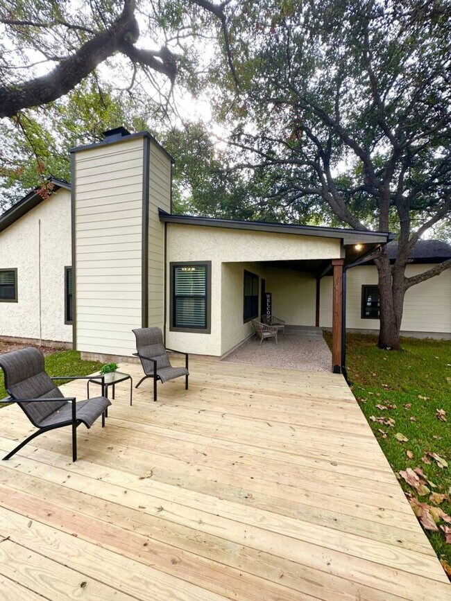 Building Photo - 5472 Andert Rd