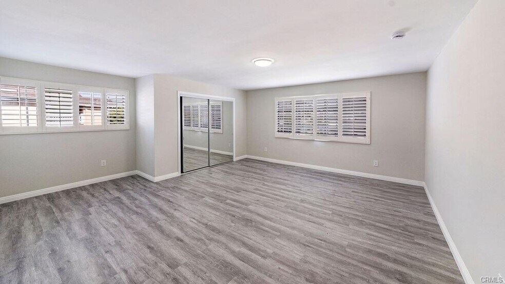 Building Photo - 2323 Harriman Ln