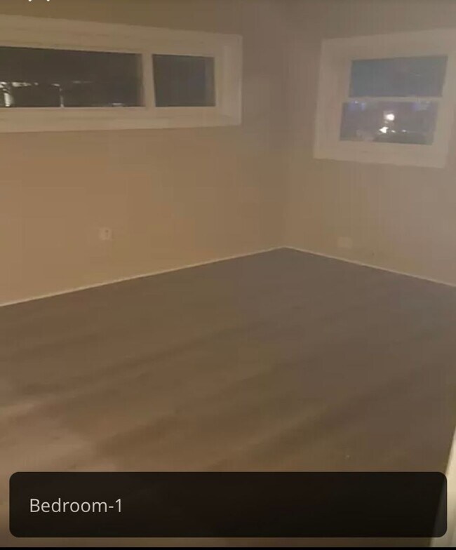 Building Photo - Welcome to this beautiful 5 bedroom home l...