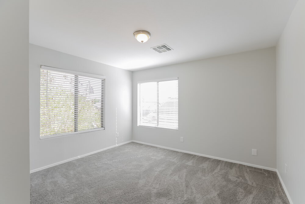 Building Photo - 12456 W Mandalay Ln