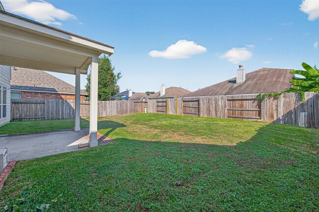 Building Photo - 21583 Rose Mill Dr