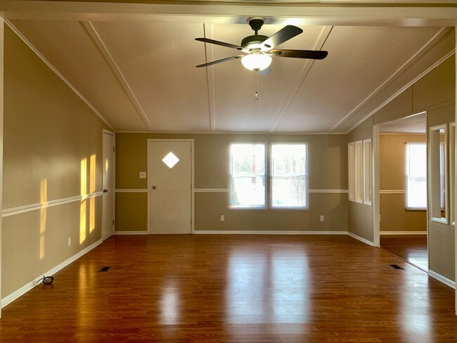 Building Photo - Renovated 3 Bedroom Home In Raleigh, Apply...