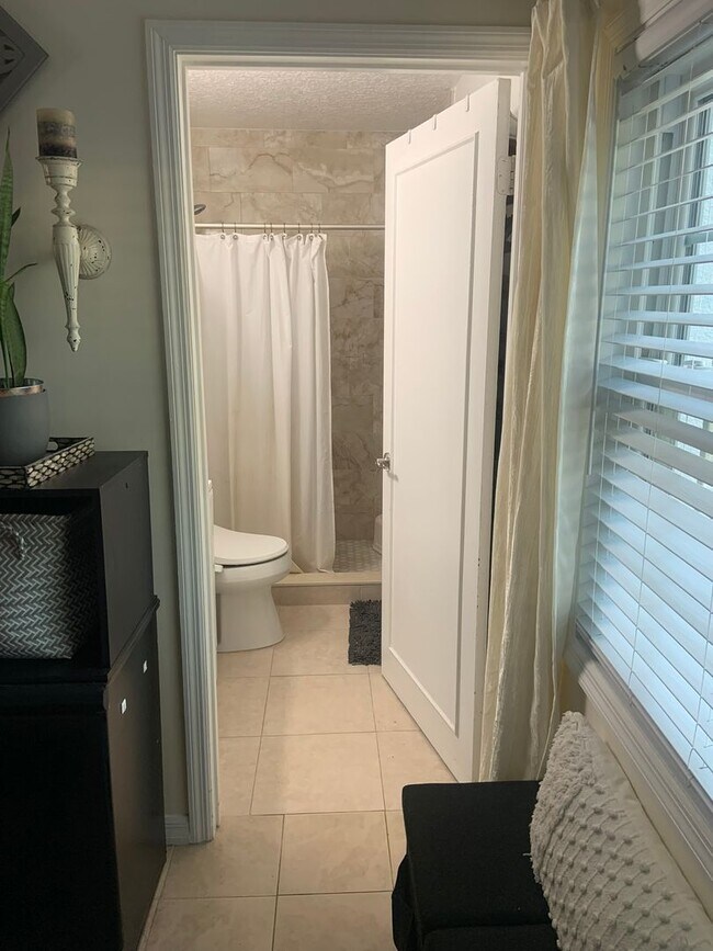 Building Photo - Coquina Key Condo