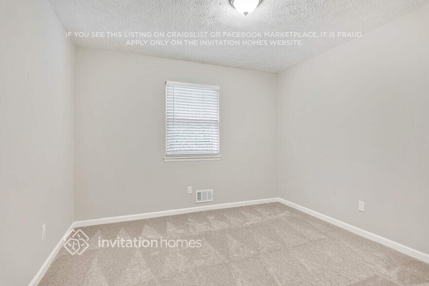 Building Photo - 4523 Housworth Dr