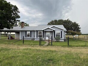 Building Photo - 429 County Rd 1227